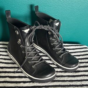 Rocket Dog High-Top Rain Sneakers with White Accents
